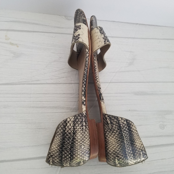 Tory Burch Savannah D'orsay Flats - Picture 8 of 15